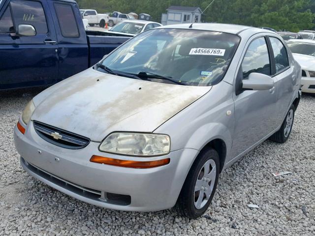 KL1TD52625B326532 - 2005 CHEVROLET AVEO BASE Күміс фото 2