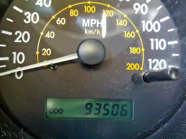 KL1TD52625B326532 - 2005 CHEVROLET AVEO BASE Күміс фото 8