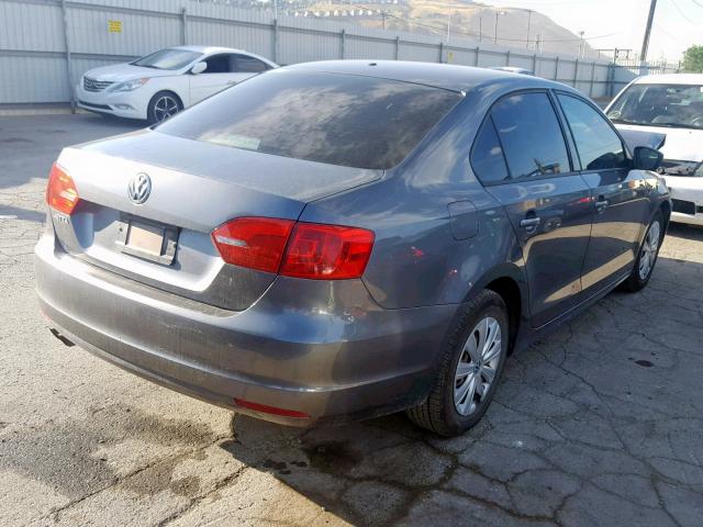 3VW1K7AJ7BM393037 - 2011 VOLKSWAGEN JETTA BASE GRAY photo 4