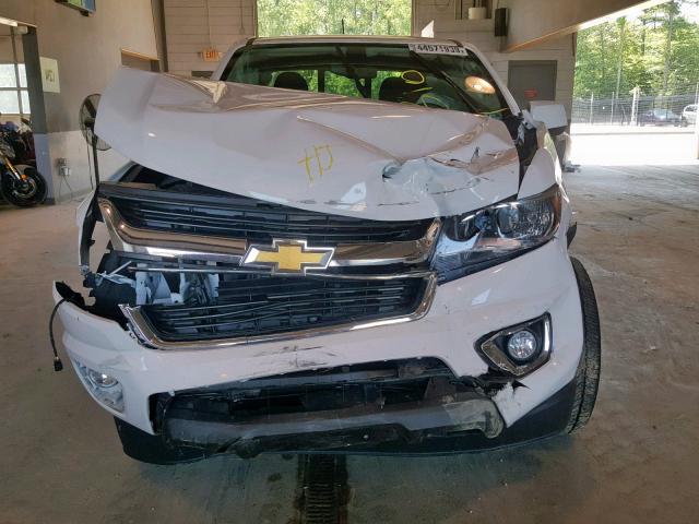 1GCGTCEN3J1210096 - 2018 CHEVROLET COLORADO L WHITE photo 9