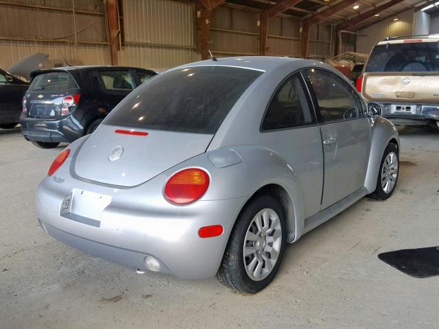 3VWCB21C42M427772 - 2002 VOLKSWAGEN NEW BEETLE ვერცხლისფერი ფოტო 4