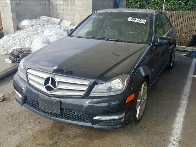 WDDGF4HB4CA623698 - 2012 MERCEDES-BENZ C 250 BLACK photo 2