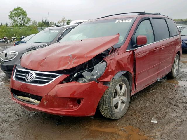 2V8HW34199R585982 - 2009 VOLKSWAGEN ROUTAN SE RED photo 2