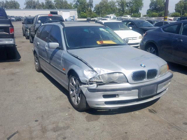 WBAAW33471ET41349 - 2001 BMW 325 IT SILVER photo 1