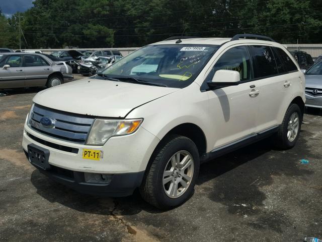 2FMDK48C58BB13904 - 2008 FORD EDGE SEL WHITE photo 2