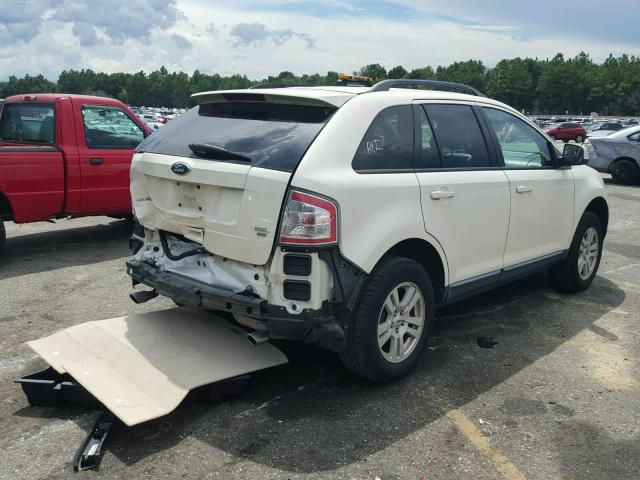 2FMDK48C58BB13904 - 2008 FORD EDGE SEL WHITE photo 4