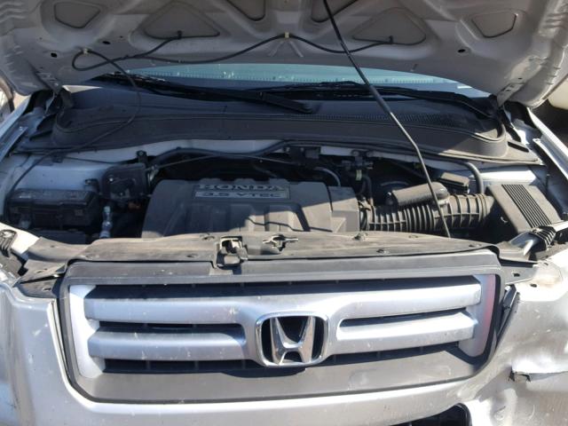 5FNYF18137B021621 - 2007 HONDA PILOT LX SILVER photo 7