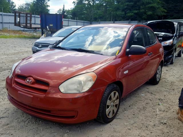 KMHCM36C18U057943 - 2008 HYUNDAI ACCENT GS ORANGE photo 2