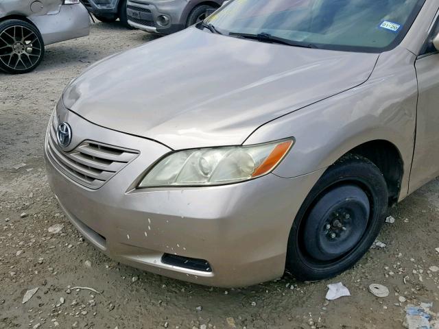 4T1BE46K97U113860 - 2007 TOYOTA CAMRY NEW GOLD photo 9