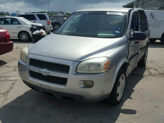 1GNDU23WX8D177541 - 2008 CHEVROLET UPLANDER L SILVER photo 2