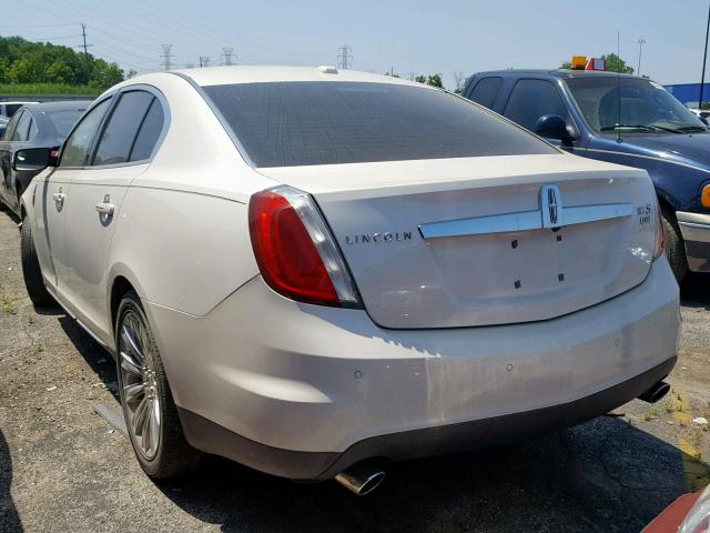 1LNHM94R49G616000 - 2009 LINCOLN MKS WHITE photo 3