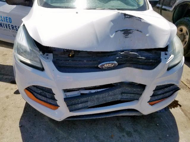 1FMCU0F79EUA86149 - 2014 FORD ESCAPE S WHITE photo 9