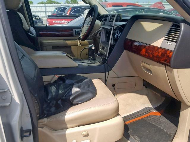5LMFU28576LJ08531 - 2006 LINCOLN NAVIGATOR TAN photo 5