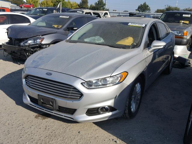 3FA6P0SU3ER380132 - 2014 FORD FUSION TIT SILVER photo 2