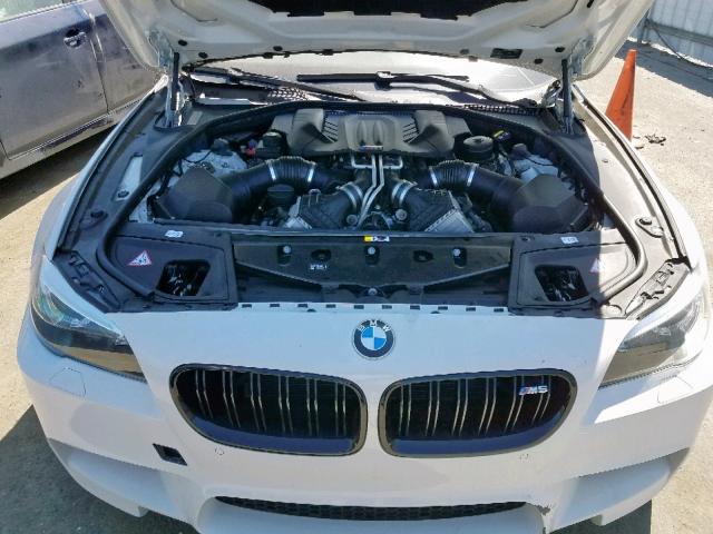 WBSFV9C50GD595631 - 2016 BMW M5 WHITE photo 7