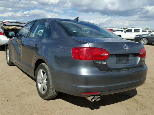 3VW3L7AJ0BM125808 - 2011 VOLKSWAGEN JETTA TDI GRAY photo 3