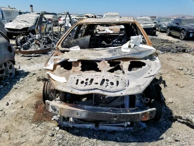 JTDKDTB35E1079656 - 2014 TOYOTA PRIUS C BURN photo 10