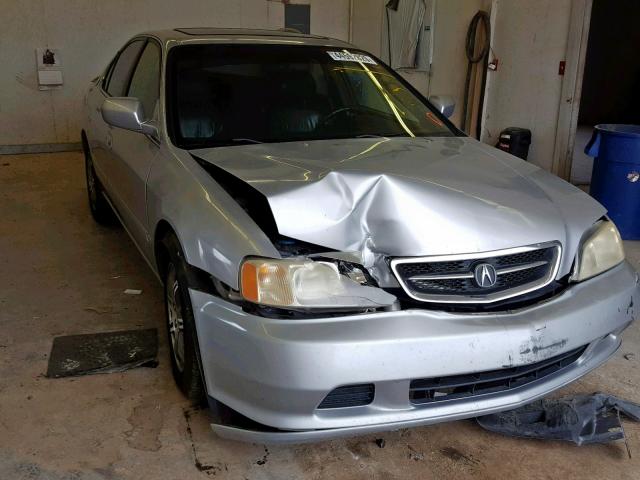 19UUA5669YA042097 - 2000 ACURA 3.2TL SILVER photo 1