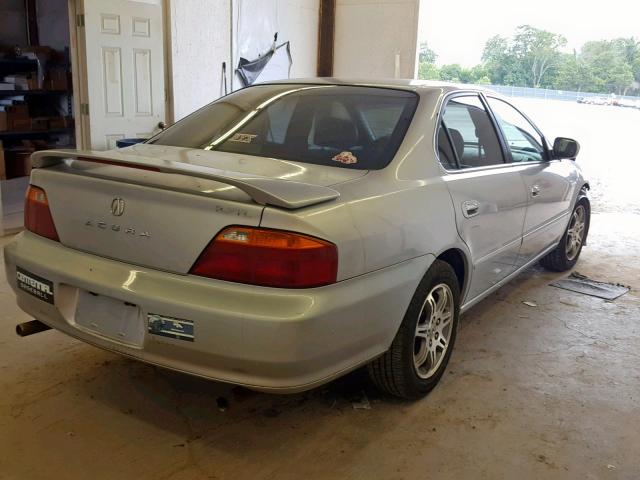 19UUA5669YA042097 - 2000 ACURA 3.2TL SILVER photo 4