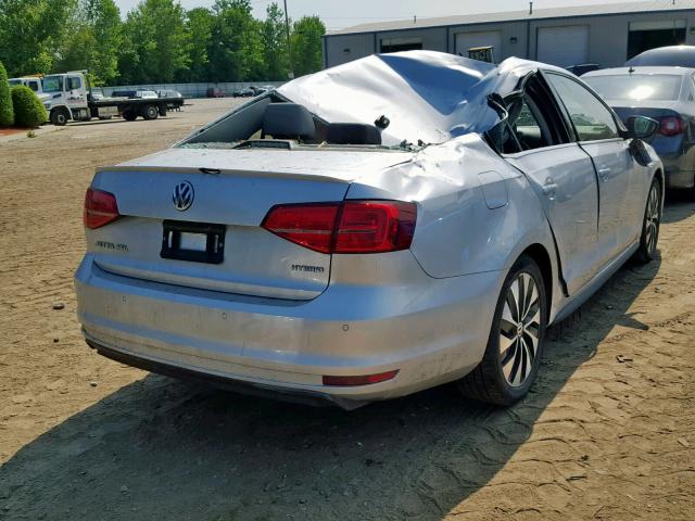 3VW637AJ4FM406433 - 2015 VOLKSWAGEN JETTA HYBR SILVER photo 4