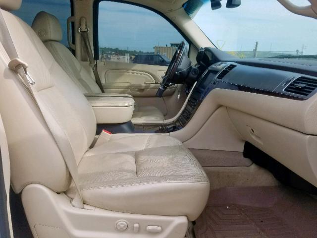 1GYFK63817R132340 - 2007 CADILLAC ESCALADE L WHITE photo 5