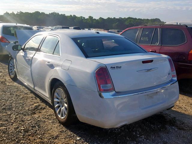 2C3CCAAG9DH709733 - 2013 CHRYSLER 300 WHITE photo 3