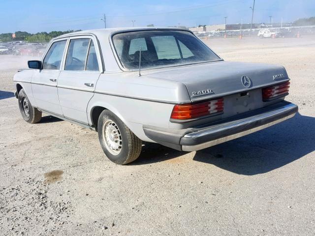 WDBAB23A1DB402505 - 1983 MERCEDES-BENZ 240 D GRAY photo 3