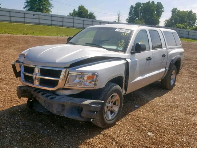 1D3HW38N08S544377 - 2008 DODGE DAKOTA SXT SILVER photo 2