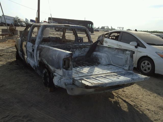 1GTDT13W72K107410 - 2002 GMC SONOMA BURN photo 3