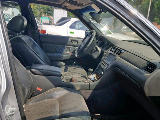 JH4KA96612C007786 - 2002 ACURA 3.5RL SILVER photo 5