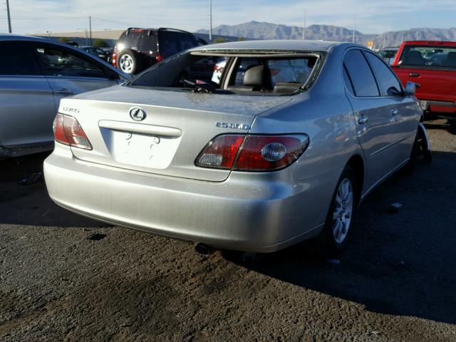 JTHBF30G425030452 - 2002 LEXUS ES 300 SILVER photo 4