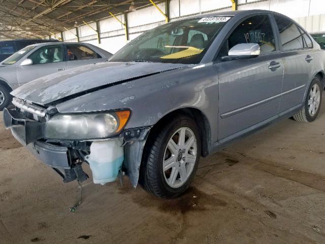 YV1MS382842007432 - 2004 VOLVO S40 2.4I GRAY photo 2