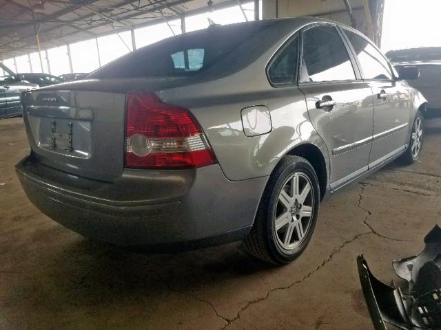 YV1MS382842007432 - 2004 VOLVO S40 2.4I GRAY photo 4