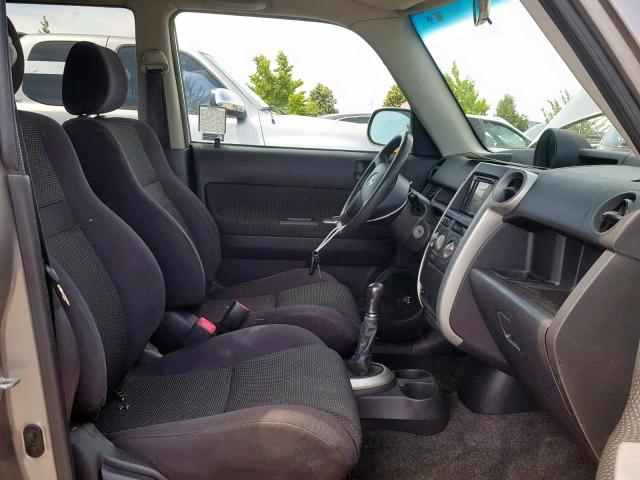 JTLKT334X40152734 - 2004 TOYOTA SCION XB 灰色 照片 5