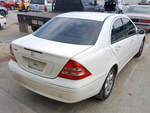 WDBRF61J04A535733 - 2004 MERCEDES-BENZ C 240 WHITE photo 4