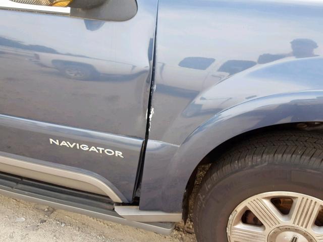 5LMFU28R64LJ43531 - 2004 LINCOLN NAVIGATOR ლურჯი ფოტო 9