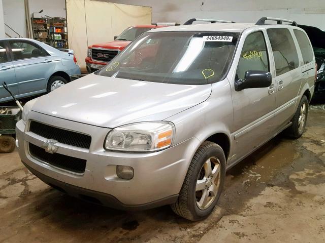 1GNDV331X8D159922 - 2008 CHEVROLET UPLANDER L 银色 照片 2