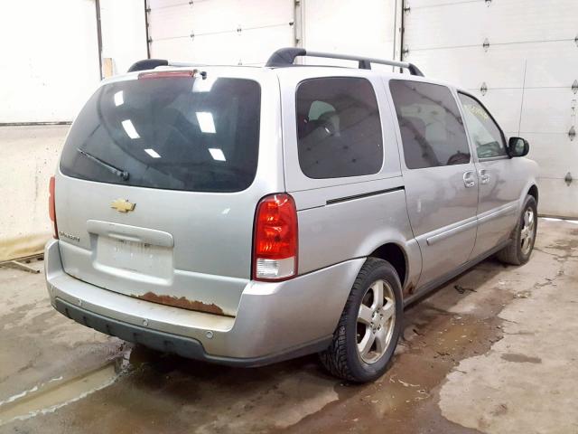1GNDV331X8D159922 - 2008 CHEVROLET UPLANDER L 银色 照片 4