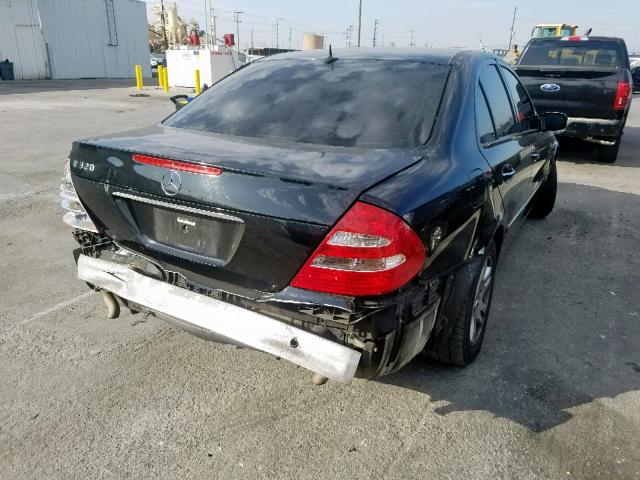 WDBUF65J53A174969 - 2003 MERCEDES-BENZ E 320 BLACK photo 4