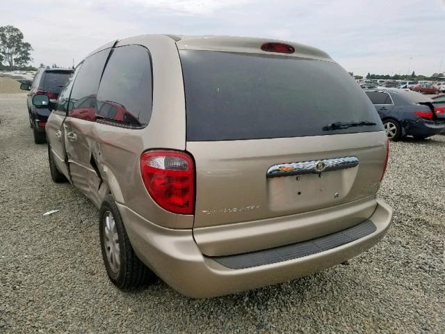 2C4GP54L12R672217 - 2002 CHRYSLER TOWN & COU GOLD photo 3