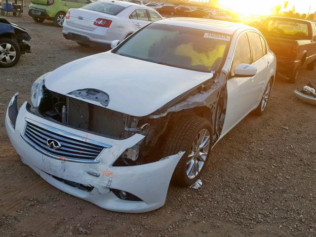 JN1CV6AP4DM712929 - 2013 INFINITI G37 BASE WHITE photo 2