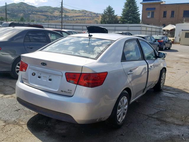 KNAFU4A26A5806836 - 2010 KIA FORTE EX SILVER photo 4