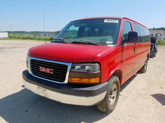 1GJHG39K691112077 - 2009 GMC SAVANA G35 RED photo 2