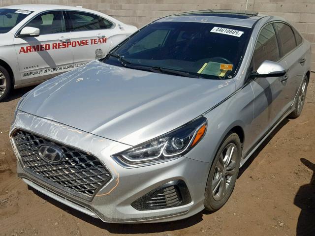 5NPE34AF8JH651260 - 2018 HYUNDAI SONATA SPO SILVER photo 2