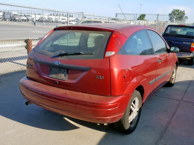 3FAFP31Z73R141923 - 2003 FORD FOCUS ZX3 RED photo 4