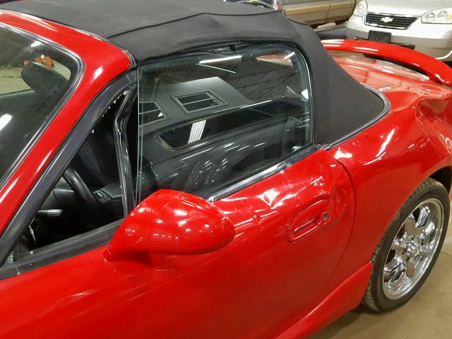 JM1NB3538X0114259 - 1999 MAZDA MX-5 MIATA RED photo 9