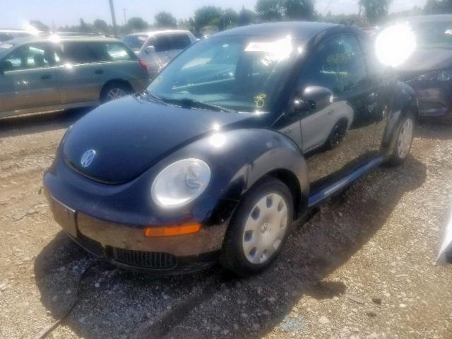 3VWPW3AG9AM021158 - 2010 VOLKSWAGEN NEW BEETLE Schwarz Foto 2