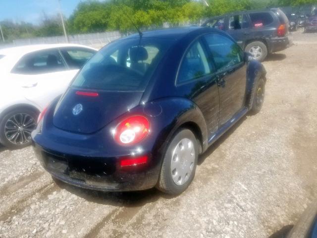 3VWPW3AG9AM021158 - 2010 VOLKSWAGEN NEW BEETLE Schwarz Foto 4