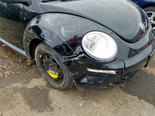 3VWPW3AG9AM021158 - 2010 VOLKSWAGEN NEW BEETLE Schwarz Foto 9