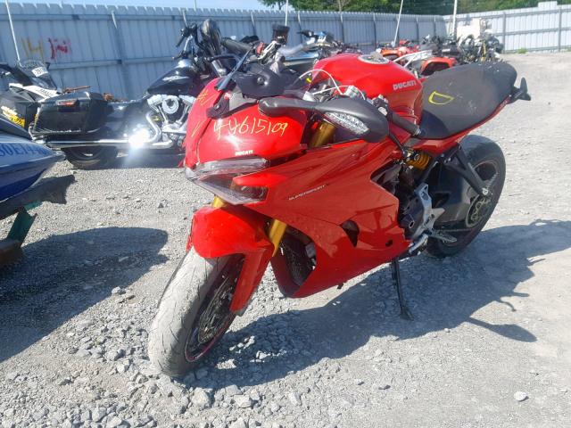 ZDMVABDS1HB002127 - 2017 DUCATI SUPERSPORT RED photo 2